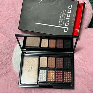 Doucce Freematic eyeshadow pro palette dec sale